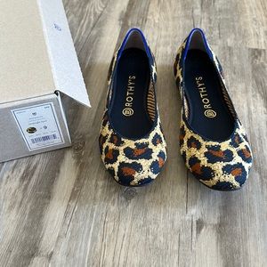 Big Cat Square Toed Rothy’s size 9 gently used